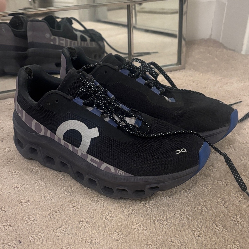 On Running Womens Black and Blue Athletic Shoes